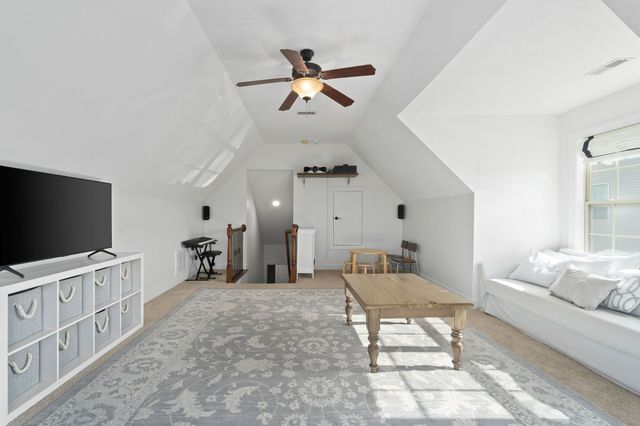 1333 Judge Tyler Dr, Clarksville, TN 37043