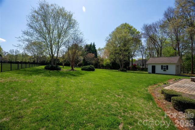 167 Spring Forest Drive, Statesville, NC 28625