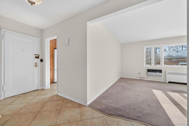 47 Lawrence Drive C, White Plains, NY 10603