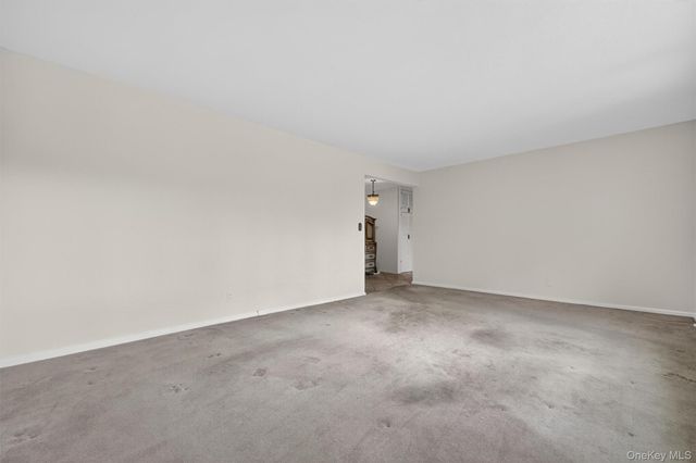 47 Lawrence Drive C, White Plains, NY 10603