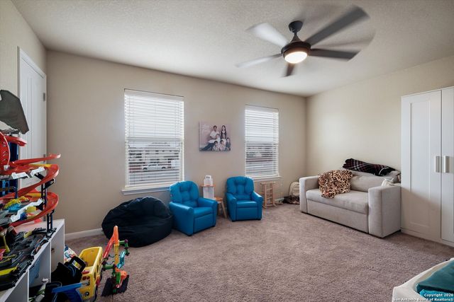 213 Dove Run, Cibolo, TX 78108