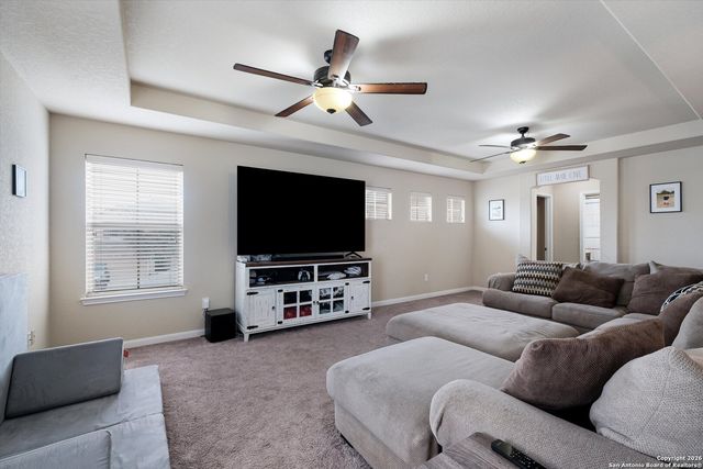 213 Dove Run, Cibolo, TX 78108