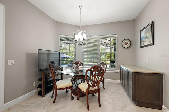 40050 DARLINGTON AVENUE, Lady Lake, FL 32159