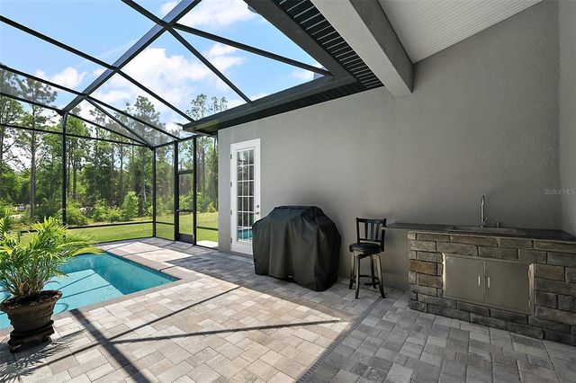40050 DARLINGTON AVENUE, Lady Lake, FL 32159