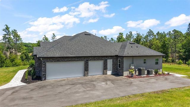 40050 DARLINGTON AVENUE, Lady Lake, FL 32159