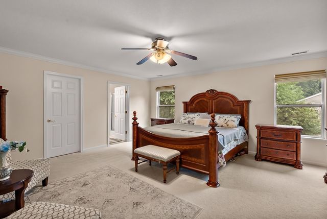 9354 Stratford Woods Trail, Kalamazoo, MI 49009