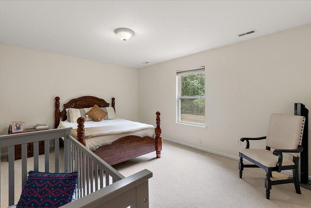 9354 Stratford Woods Trail, Kalamazoo, MI 49009