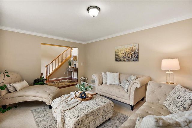9354 Stratford Woods Trail, Kalamazoo, MI 49009