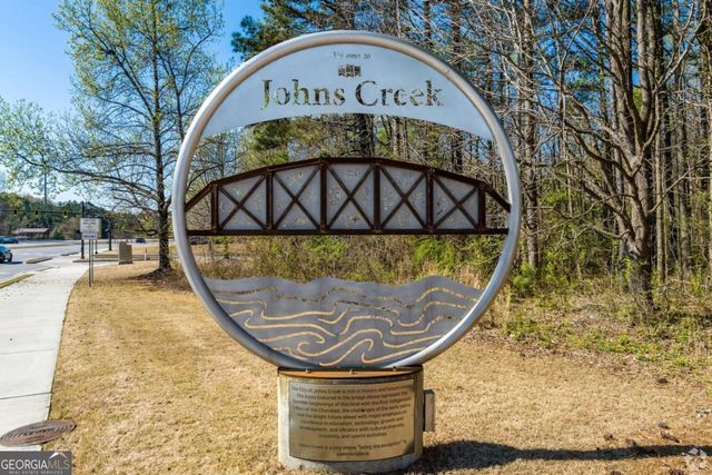 5505 Hampstead Way, Johns Creek, GA 30097