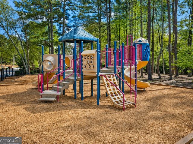5505 Hampstead Way, Johns Creek, GA 30097