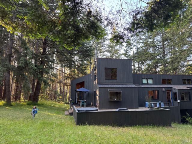 880 River Beach Rd, The Sea Ranch, CA 95497