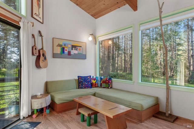 880 River Beach Rd, The Sea Ranch, CA 95497