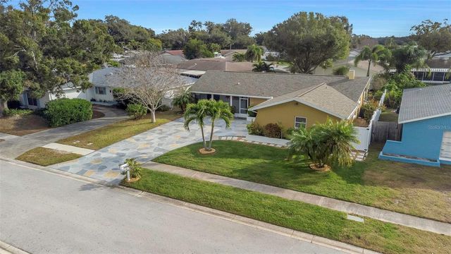 8909 118TH WAY, Seminole, FL 33772