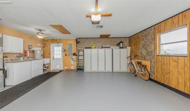 8909 118TH WAY, Seminole, FL 33772