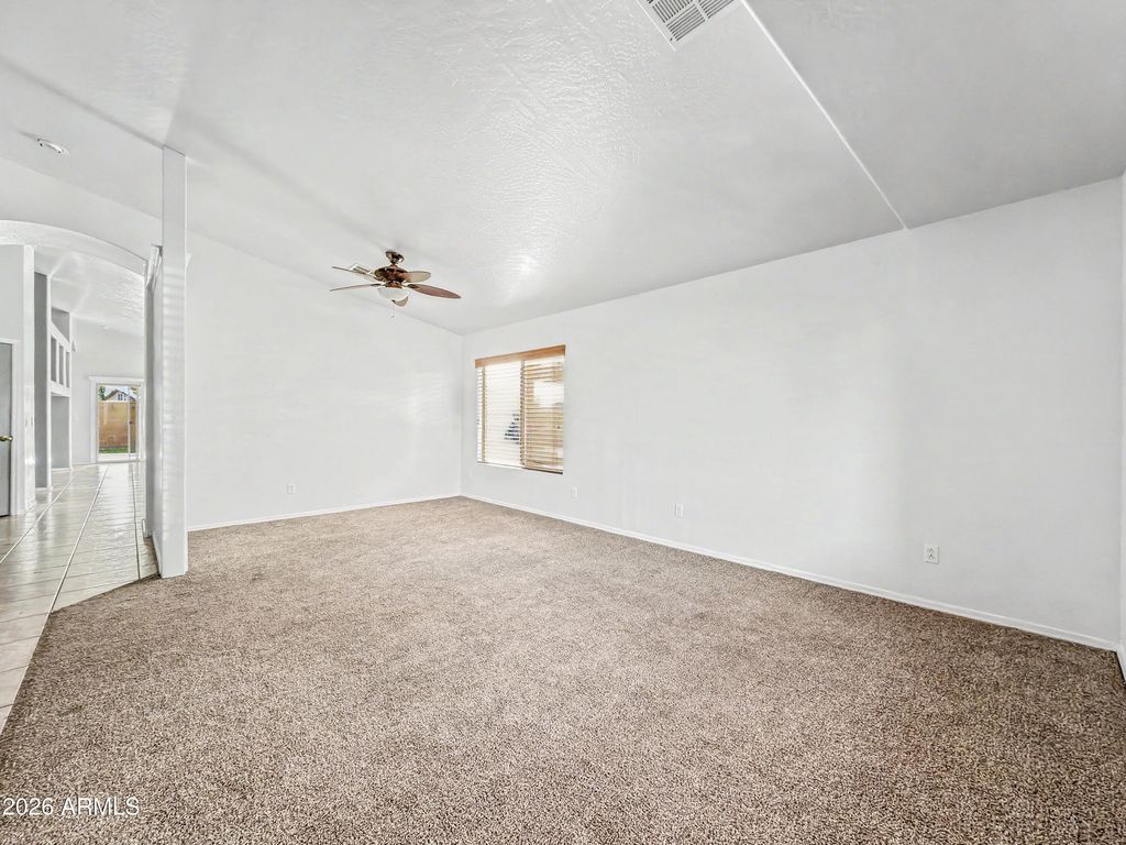 Image 4 of property listing at 23393 S 222ND Street, Queen Creek, AZ 85142
