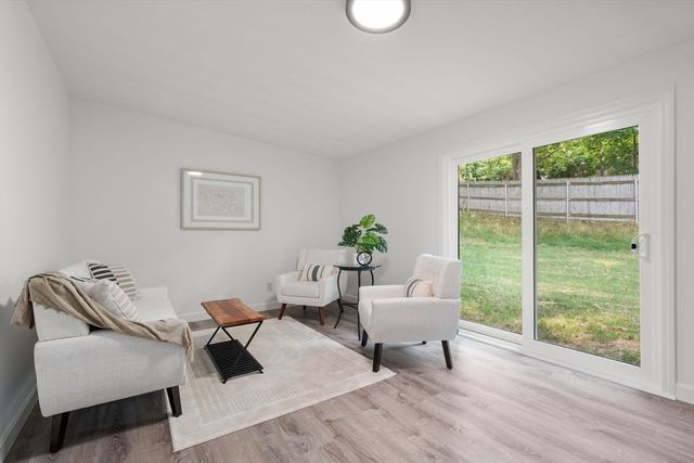 6 Ruth Dr, Framingham, MA 01701