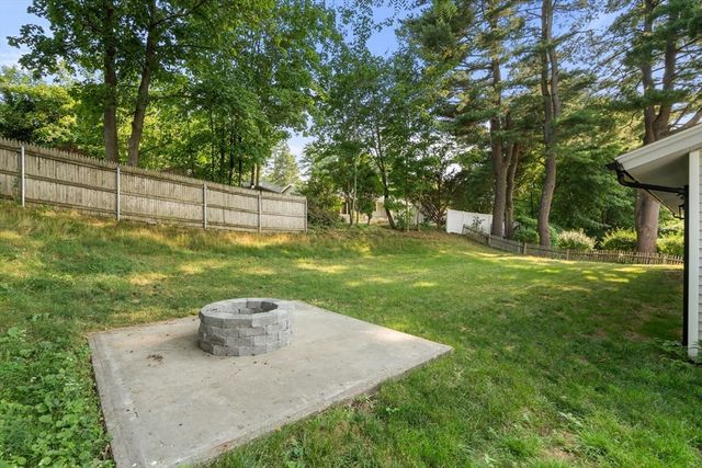 6 Ruth Dr, Framingham, MA 01701