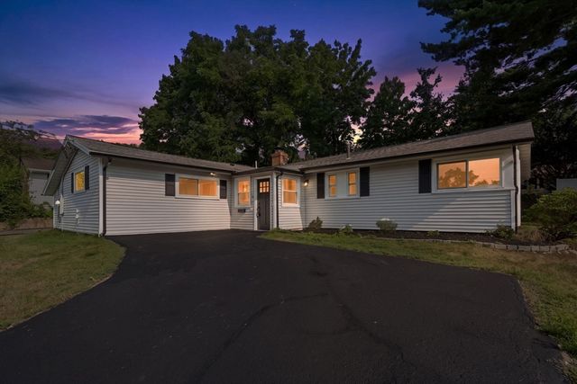 6 Ruth Dr, Framingham, MA 01701