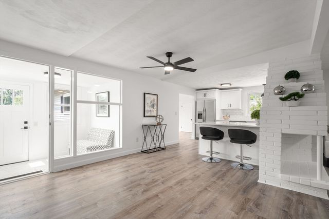 6 Ruth Dr, Framingham, MA 01701