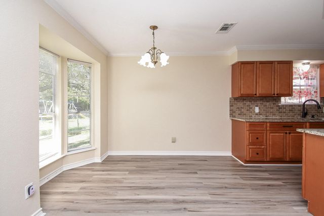 731 Hollyhock Street, Richwood, TX 77531