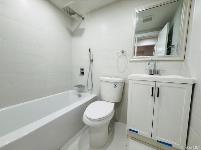 1170 Havemeyer Avenue, Bronx, NY 10462