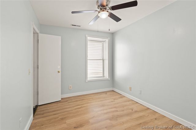 620 W Spring Street, New Albany, IN 47150