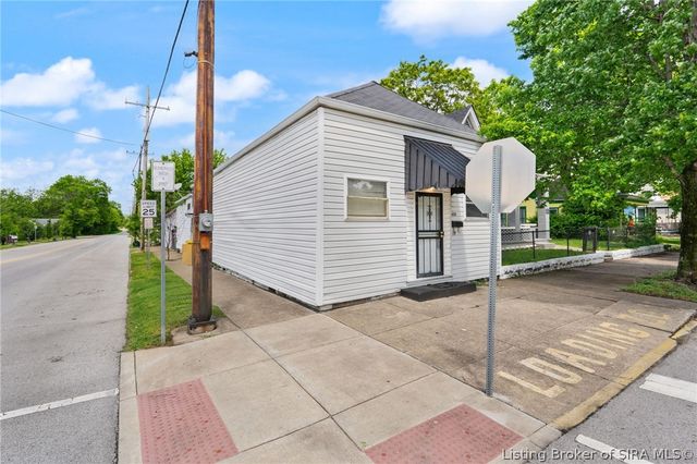620 W Spring Street, New Albany, IN 47150