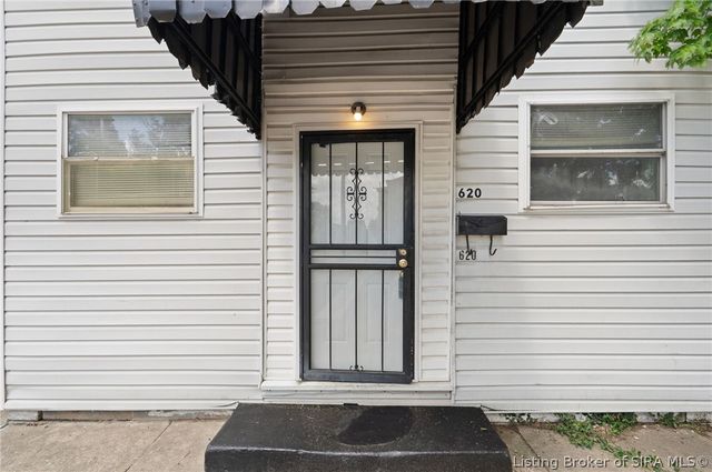 620 W Spring Street, New Albany, IN 47150