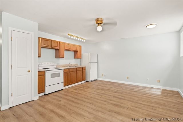620 W Spring Street, New Albany, IN 47150