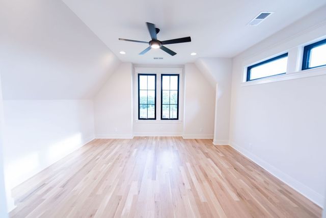 102 Autumn Breeze Dr, Mount Juliet, TN 37122