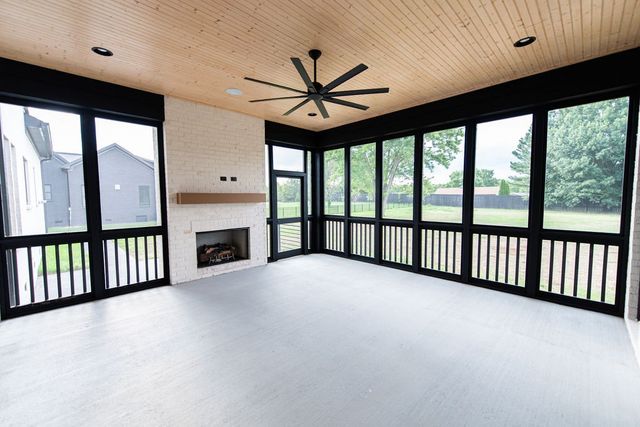 102 Autumn Breeze Dr, Mount Juliet, TN 37122