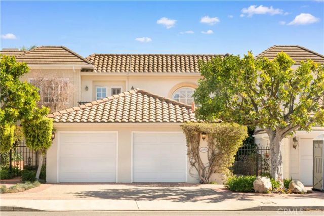 2282 Canyonback, Los Angeles, CA 90049