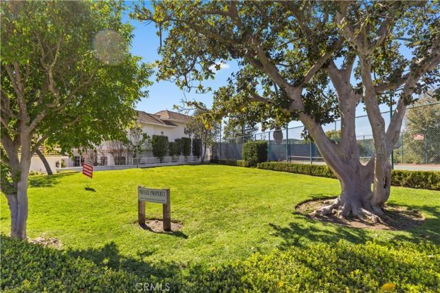 2282 Canyonback, Los Angeles, CA 90049