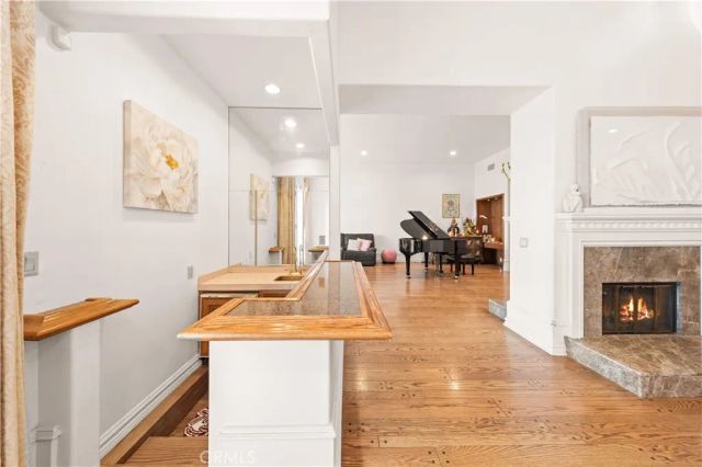 2282 Canyonback, Los Angeles, CA 90049