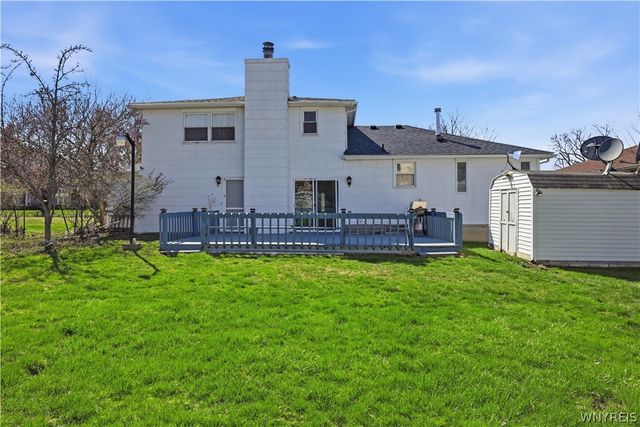 48 Hillview, West Seneca, NY 14224