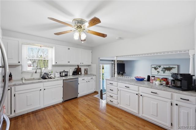 48 Hillview, West Seneca, NY 14224