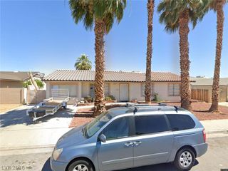 4684 East Rochelle Avenue, Las Vegas, NV 89121