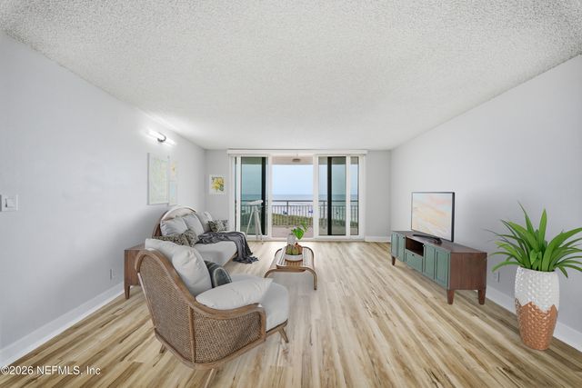 1601 OCEAN Drive S 203, Jacksonville Beach, FL 32250