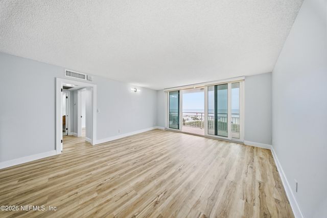 1601 OCEAN Drive S 203, Jacksonville Beach, FL 32250