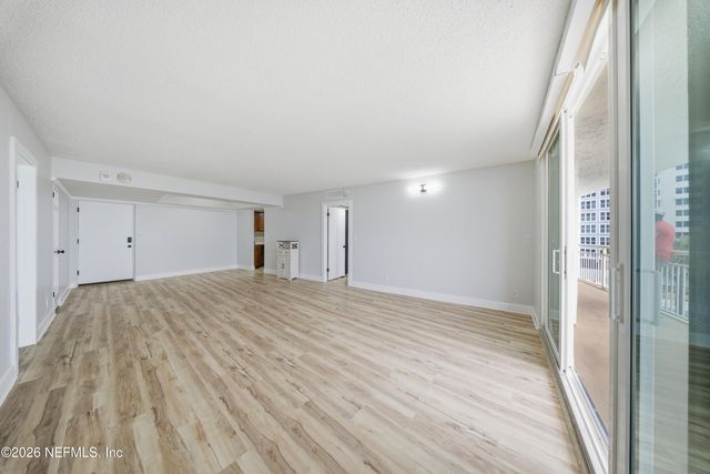 1601 OCEAN Drive S 203, Jacksonville Beach, FL 32250