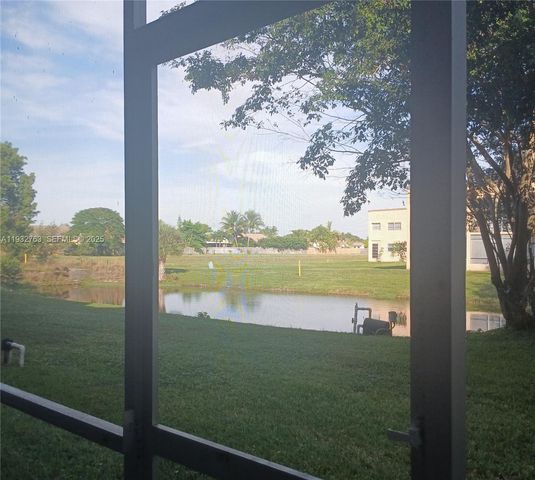 9601 Sunrise Lakes Blvd 106, Sunrise, FL 33322