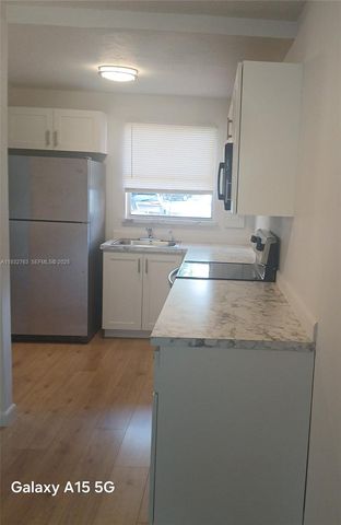 9601 Sunrise Lakes Blvd 106, Sunrise, FL 33322