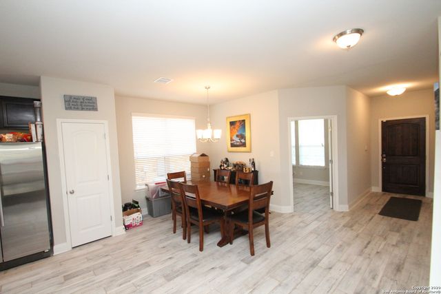 6074 AKIN CIRCLE, San Antonio, TX 78261