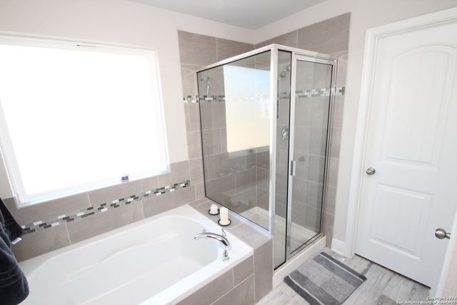 6074 AKIN CIRCLE, San Antonio, TX 78261