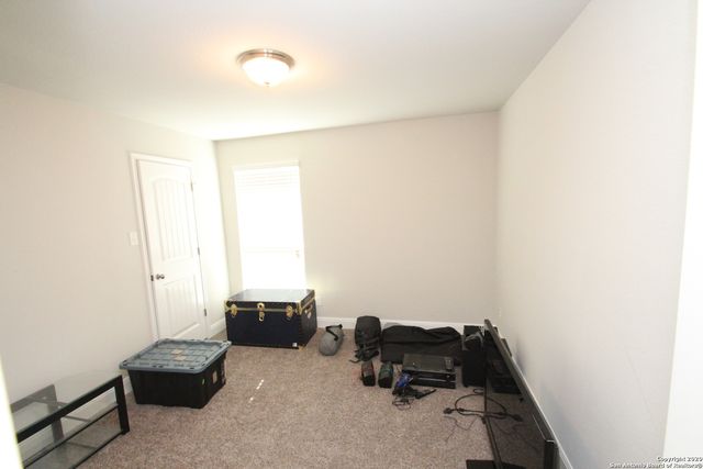 6074 AKIN CIRCLE, San Antonio, TX 78261