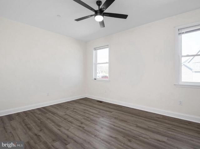 5 SUNRISE AVE, Ridgely, MD 21660