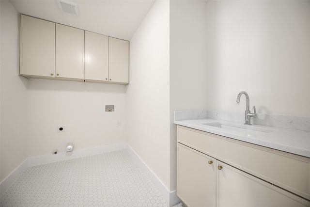 9410 Shady Valley Drive, Dallas, TX 75238