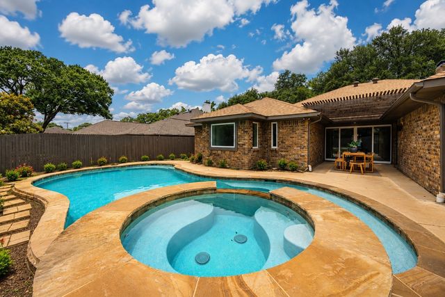 9410 Shady Valley Drive, Dallas, TX 75238
