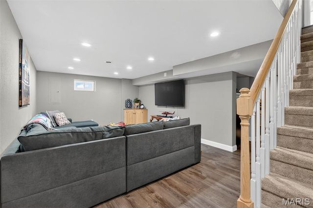 9628 Persimmon Point Drive, Hillsboro, MO 63050