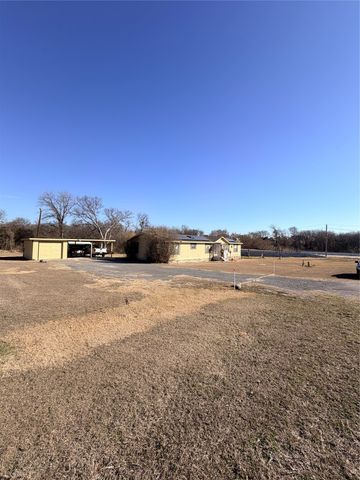 54 Spring Creek Circle, Grand Prairie, TX 75054